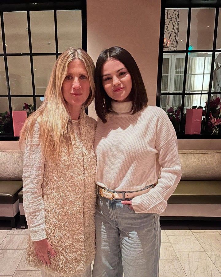 Chloe H. with Selena